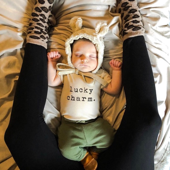 Lucky Charm Organic Bodysuit Onesie - Picture 3 of 7